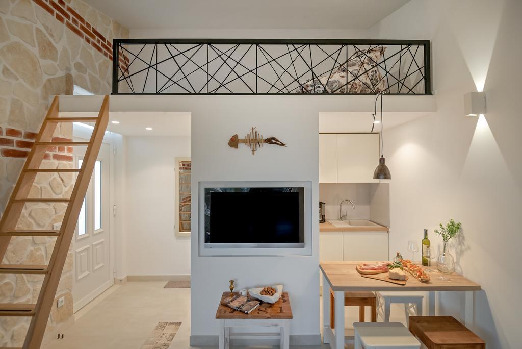 Arka Trogir Apartments - Seget Vranjica Extérieur photo